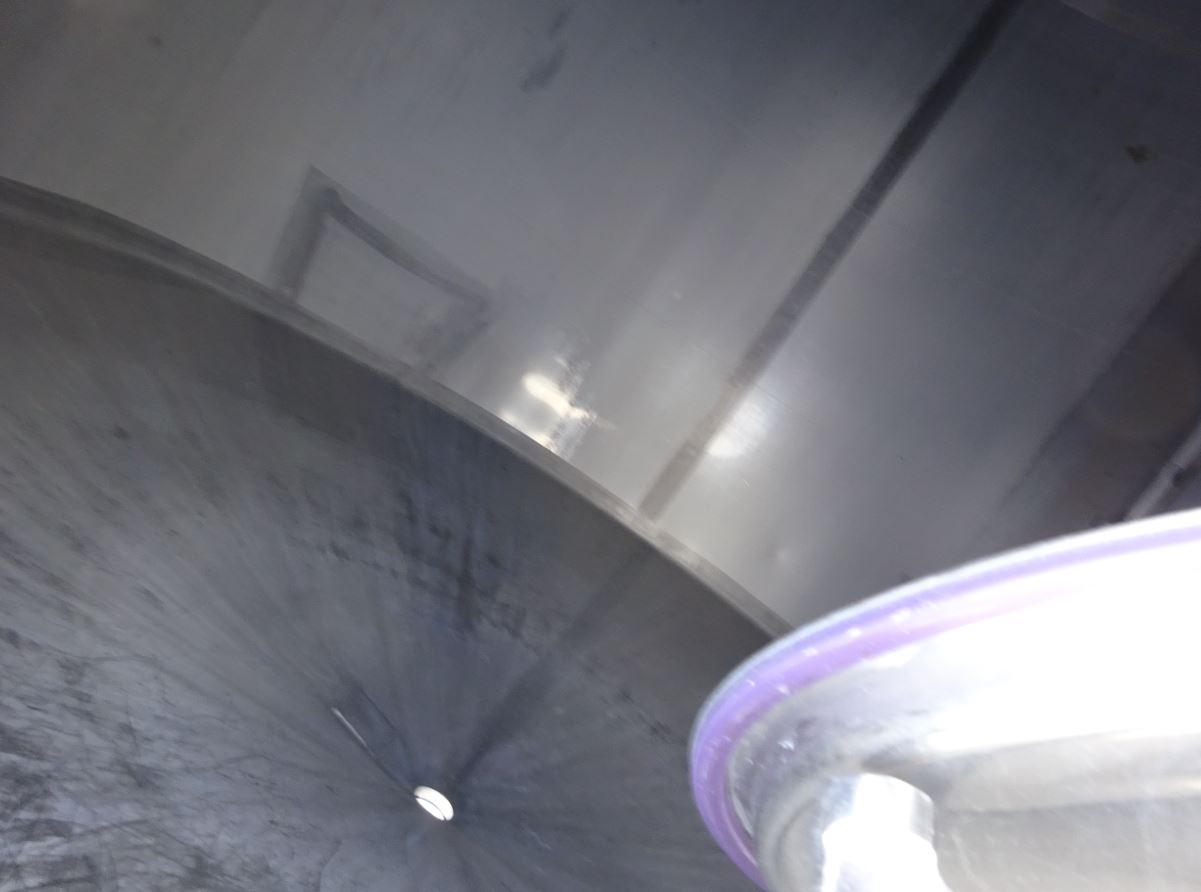 Behälter 10.000 Liter aus V2A, gebraucht, einwandig