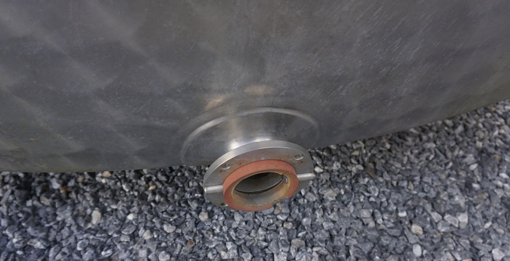 Behälter 20.000 Liter aus V2A, isoliert