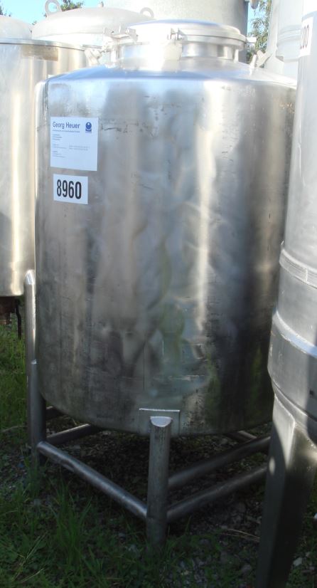 Behälter 800 Liter aus V2A, gebraucht, einwandig 
Bauform: stehend