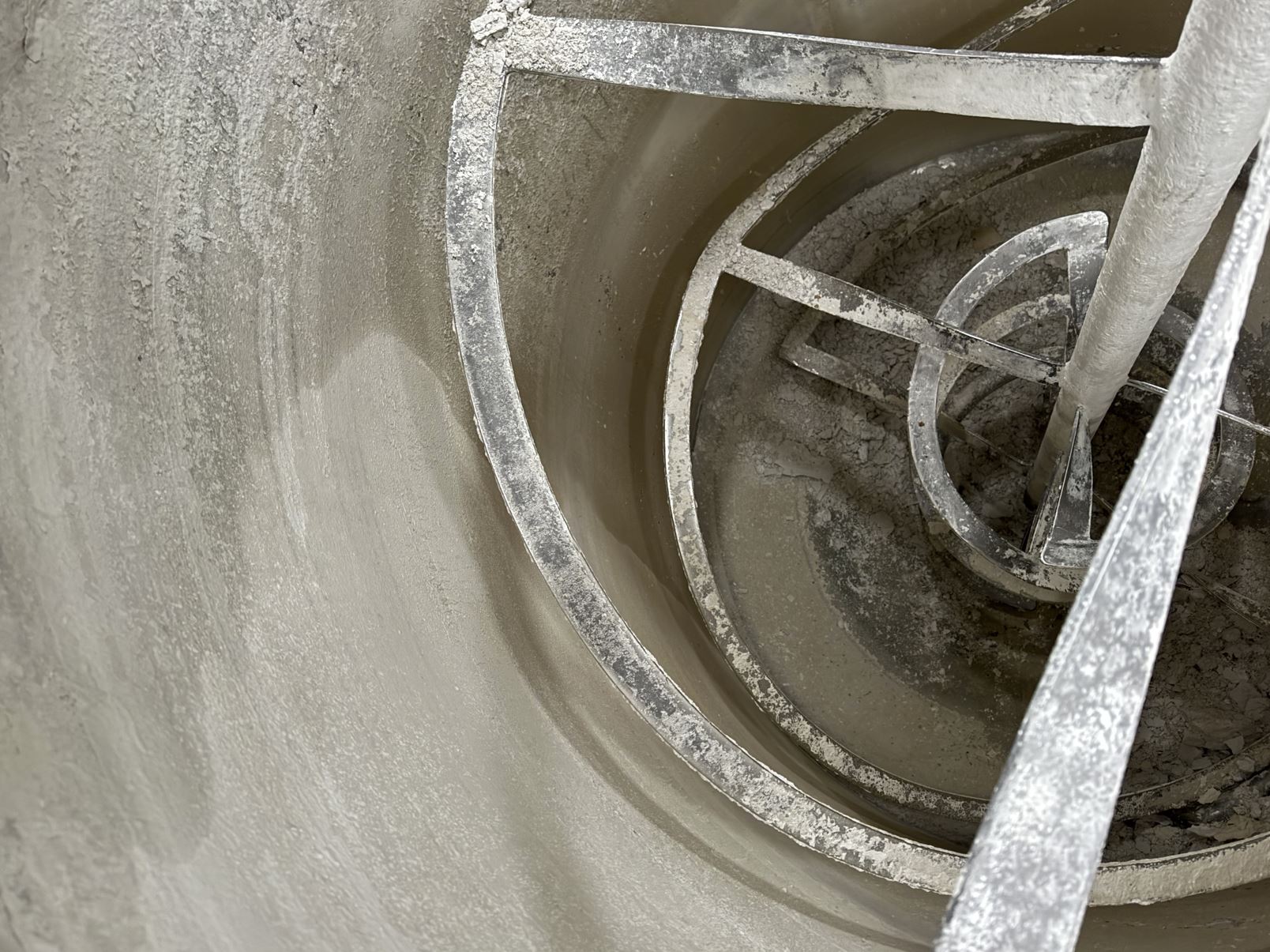 Mischbehälter 6.500 Liter aus V2A