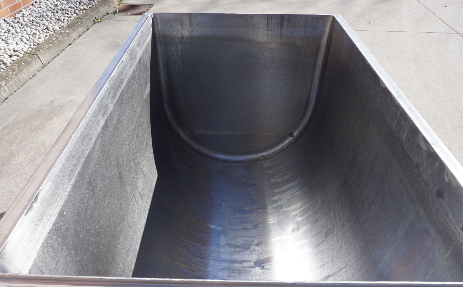 Wanne 600 Liter aus V2A, einwandig, gebraucht