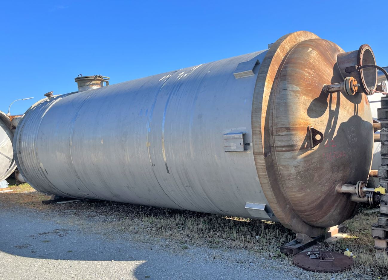 Behälter 49.338 Liter aus V4A, einwandig, temperierbar, gebraucht