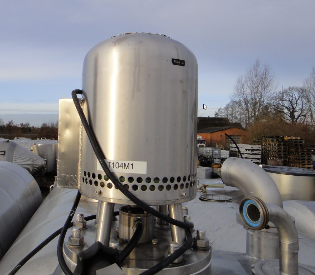 Behälter 3.200 Liter aus V2A, gebraucht, 
temperierbar, isoliert