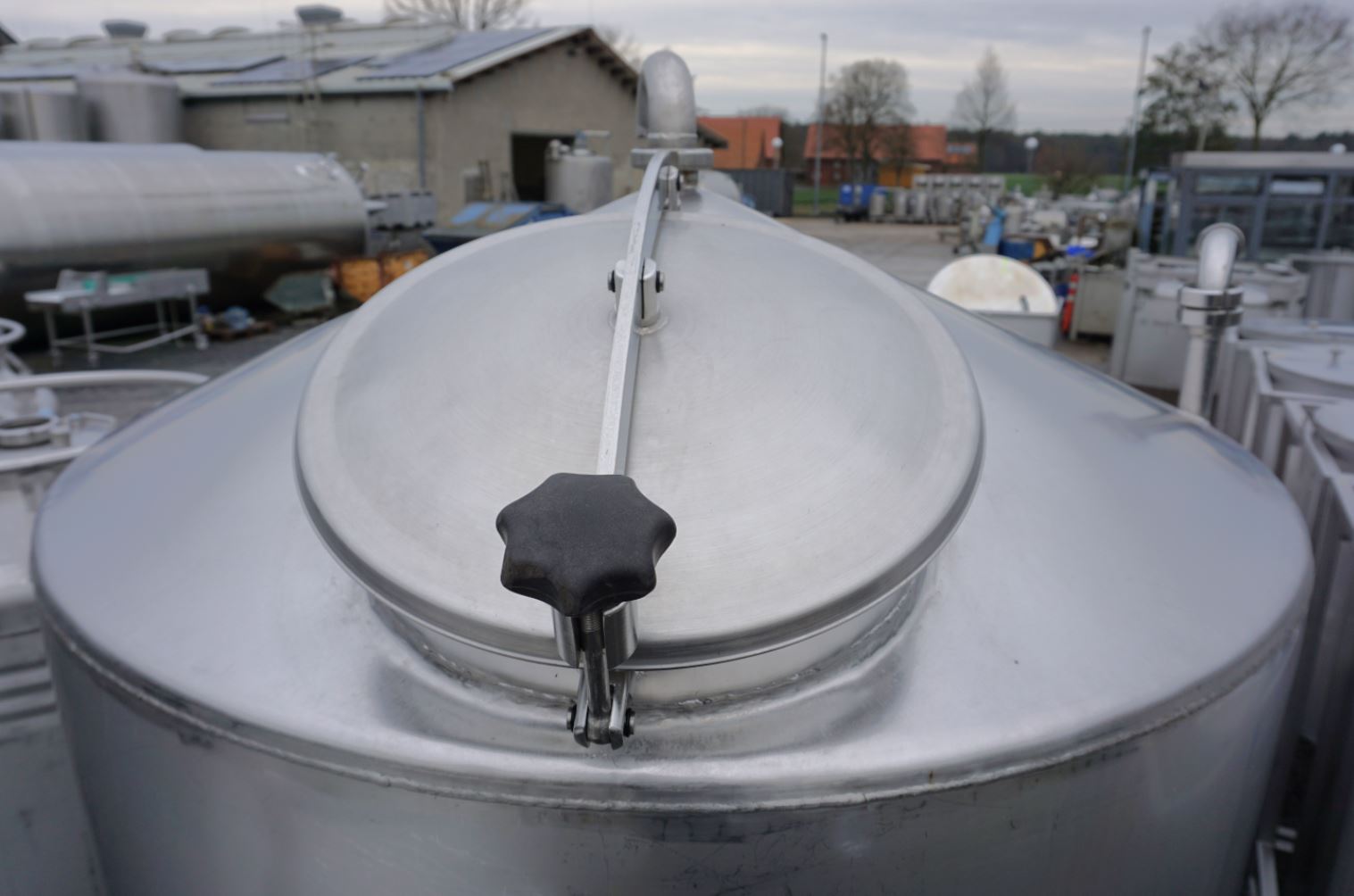 Behälter 2.000 Liter aus V2A einwandig, gebraucht