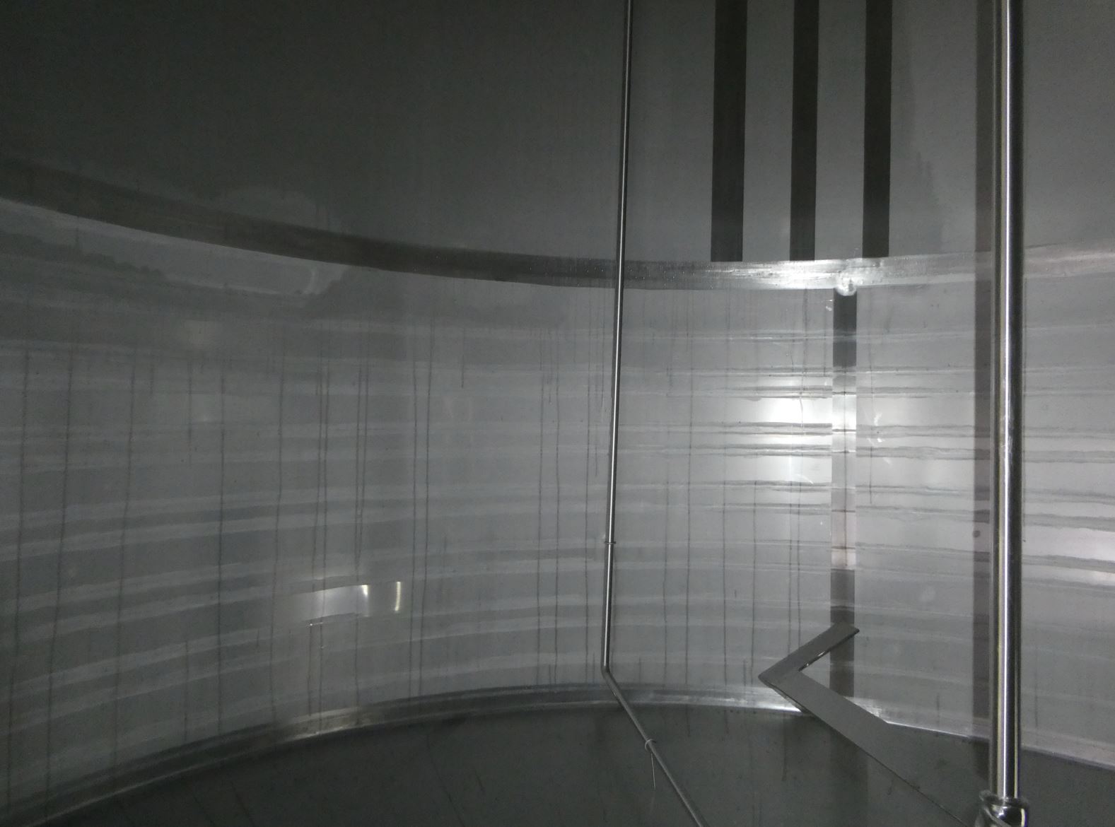 Rahmtank 3 x 35.000 Liter aus V2A isoliert, temperierbar, gebraucht