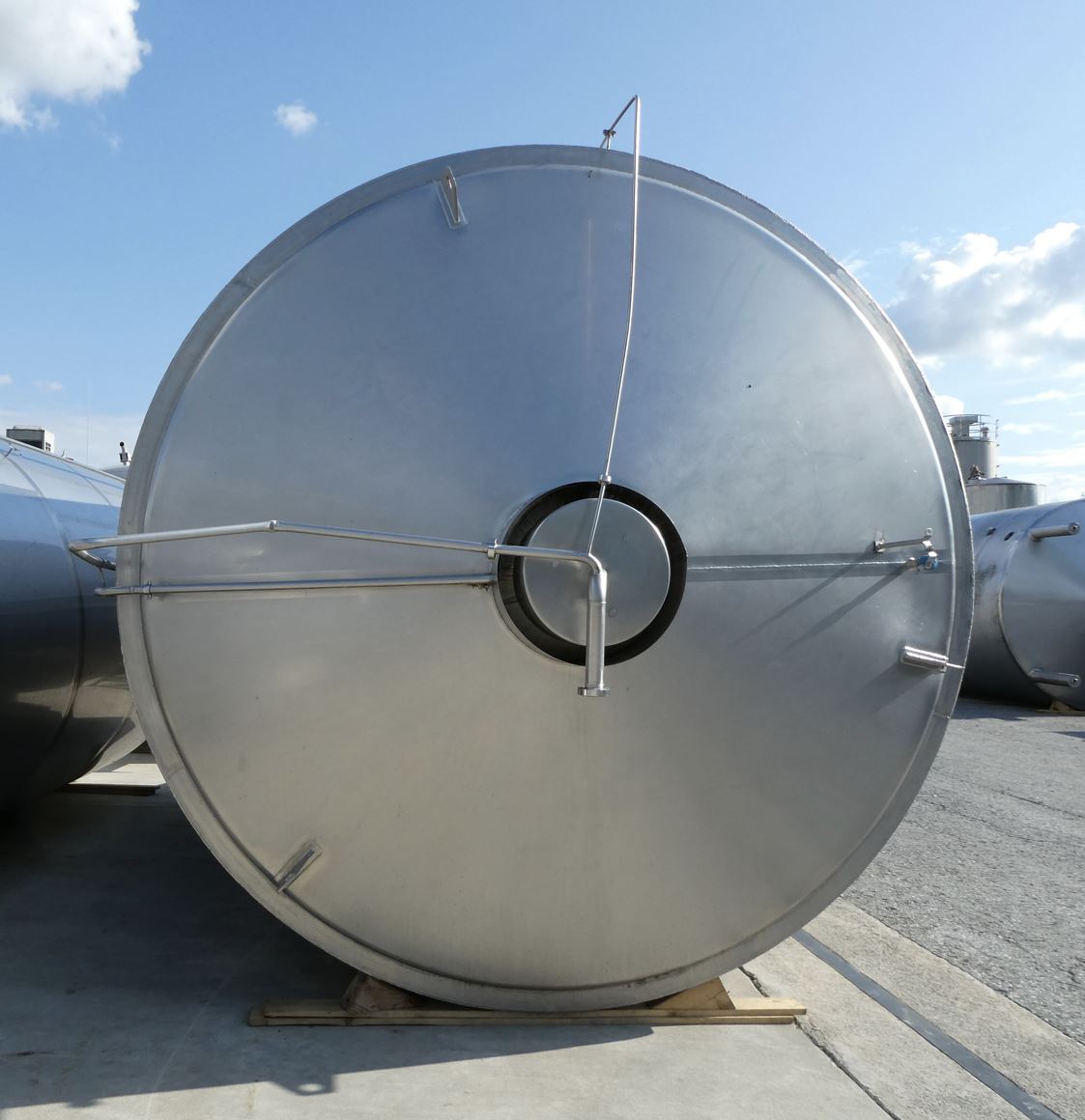 Behälter 30.000 Liter aus V2A. isoliert, gebraucht