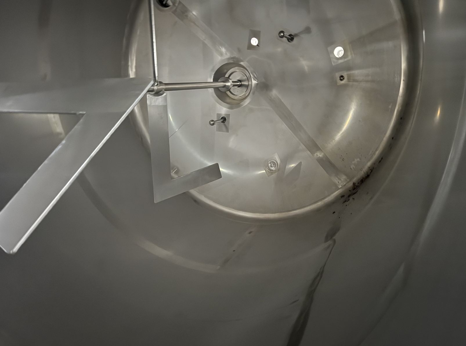 Behälter 25.000 Liter aus V2A. isoliert, gebraucht