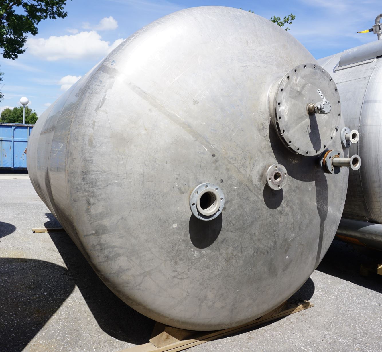 Behälter 19.000 Liter aus V4A, einwandig, gebraucht
Bauform: liegend