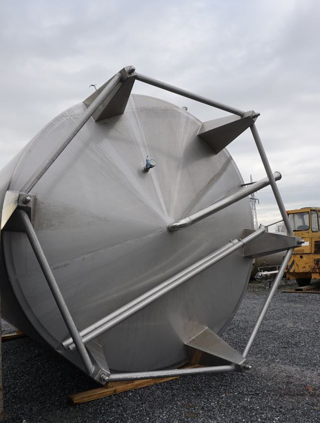 Behälter 37.000 Liter aus V2A, einwandig, gebraucht