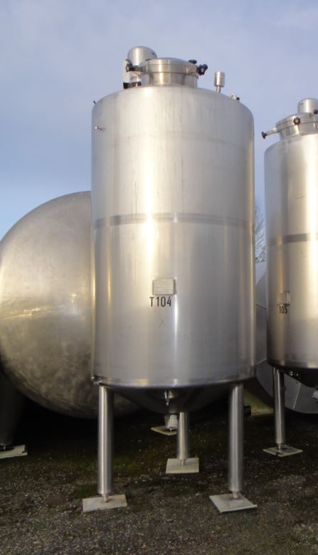 Behälter 3.200 Liter aus V2A, gebraucht, 
temperierbar, isoliert