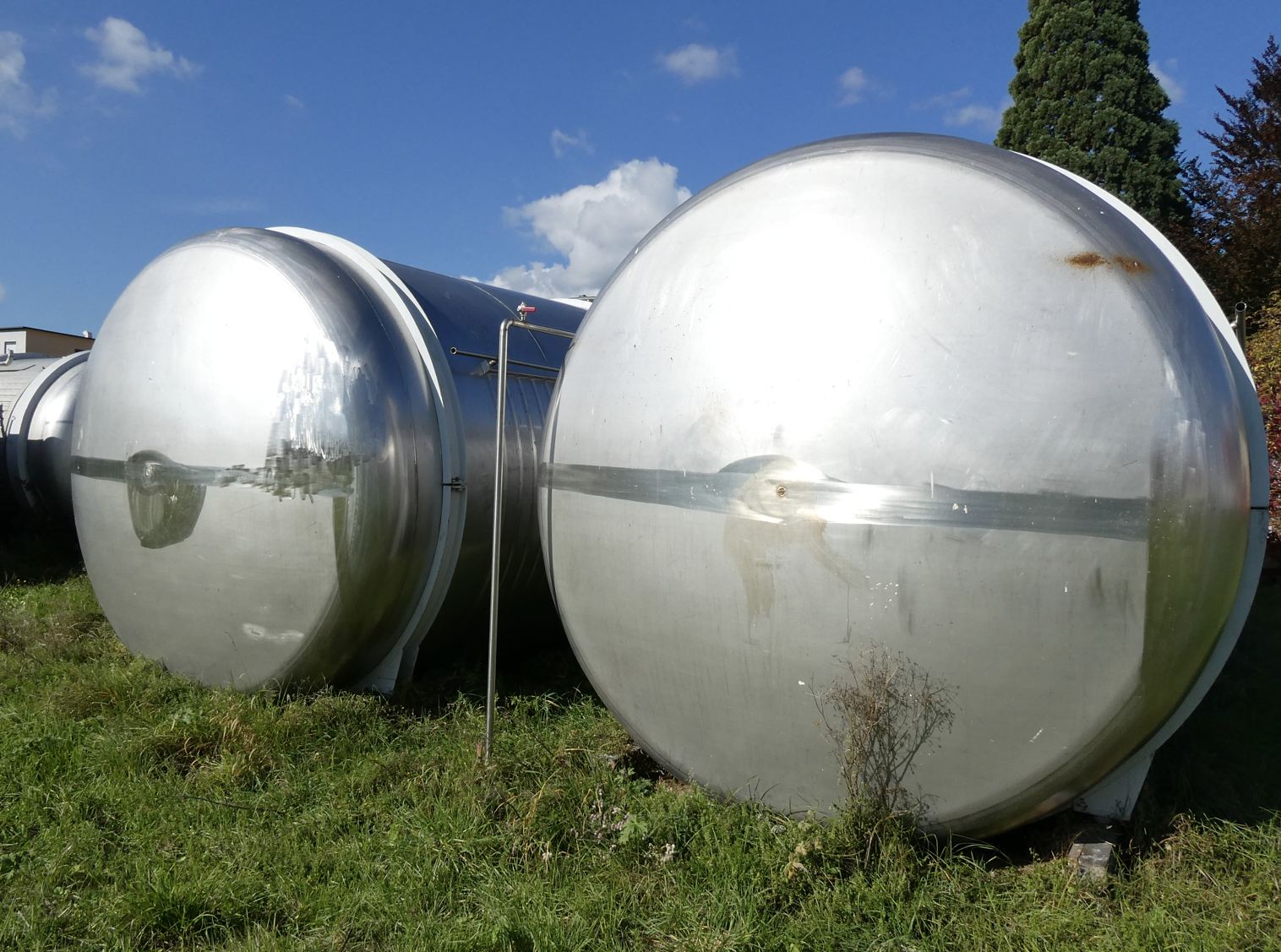 Behälter 53.000 Liter aus V2A, kühlbar