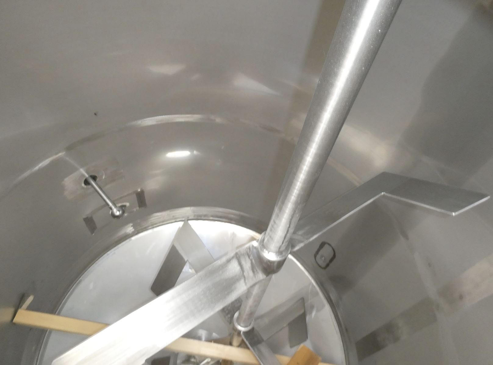 Behälter 5.500 Liter aus V2A isoliert, gebraucht