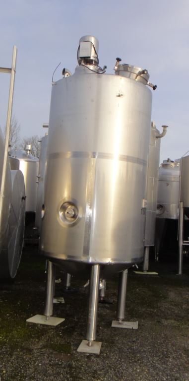 Behälter 3.200 Liter aus V2A, gebraucht, 
temperierbar, isoliert