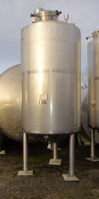 Behälter 3.200 Liter aus V2A, gebraucht, 
temperierbar, isoliert