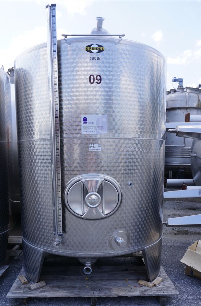 Behälter 3.800 Liter aus V2A, einwandig