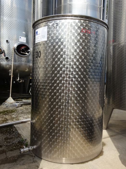 Anaerobic digestion tank