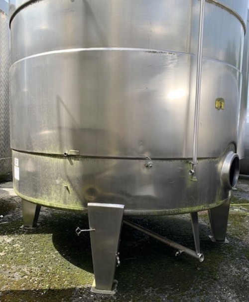 Behälter 29.000 Liter aus V2A, gebraucht, temperierbar