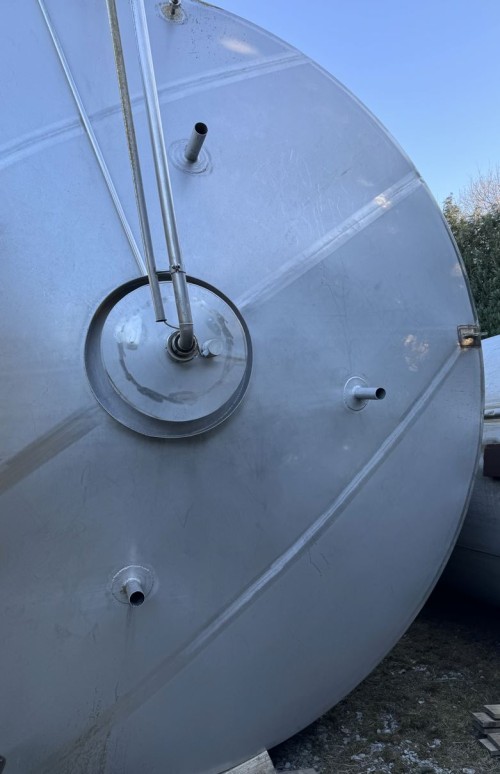 Behälter 60.000 Liter aus V2A isoliert, gebraucht