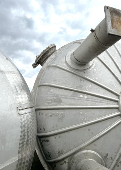 Druckbehälter 100.000 Liter aus V4A, einwandig, temperierbar, gebraucht