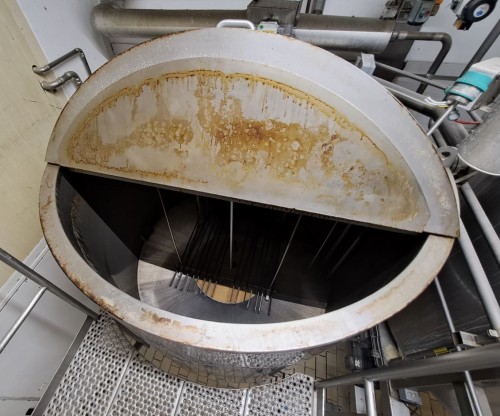 Behälter 2.000 Liter aus V2A, temperierbar, isoliert, gebraucht