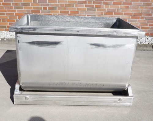 Wanne 600 Liter aus V2A, einwandig, gebraucht