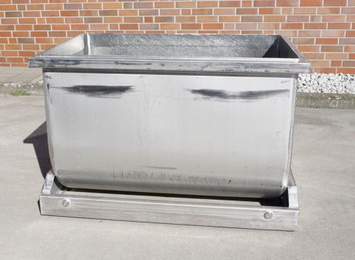 Wanne 600 Liter aus V2A, einwandig, gebraucht
