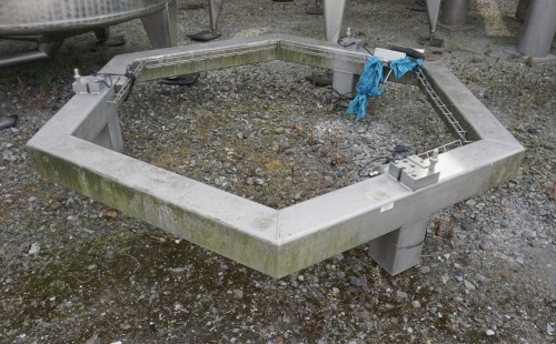 Behälter 7.000 Liter aus V2A, temperierbar, isoliert, gebraucht