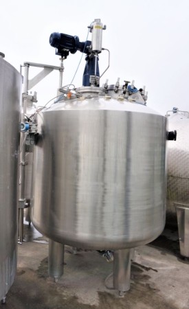 Druckbehälter 1.750 Liter aus V4A, temperierbar, isoliert