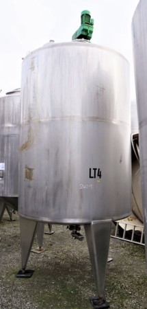 Behälter 4.000 Liter aus V4A, temperierbar, isoliert