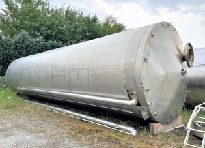 Behälter 100.000 Liter aus V2A isoliert, gebraucht